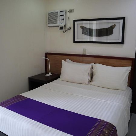 Domicilio Lorenzo Davao Exterior foto