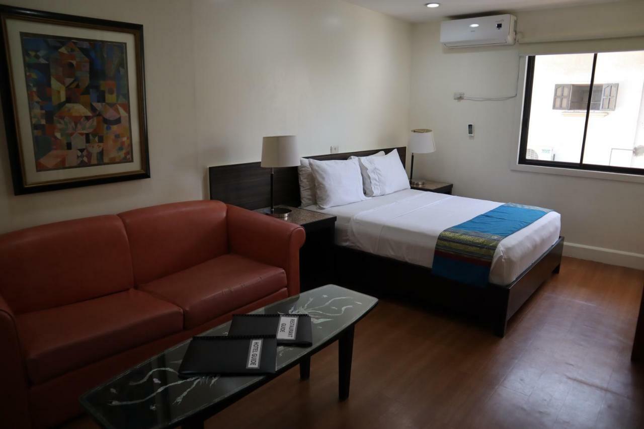 Domicilio Lorenzo Davao Exterior foto